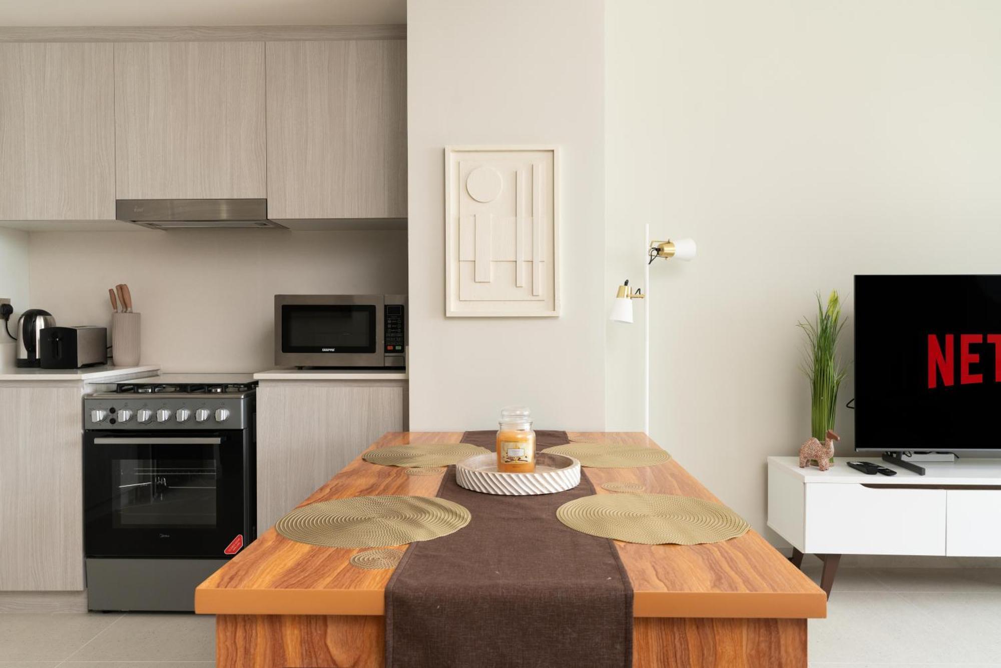 Stylish 1br At Vida Residences, Creek - Ahlan Hh *